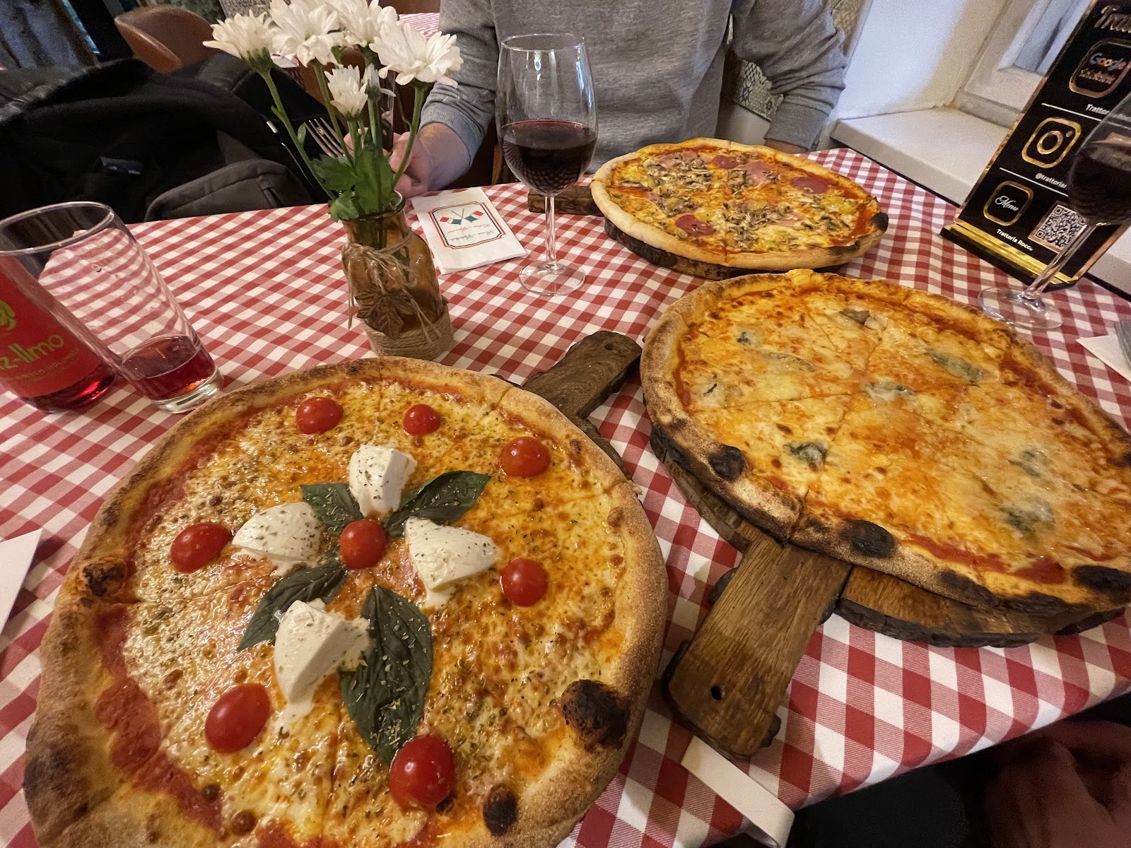 Trattoria_Rocca_pizza_image
